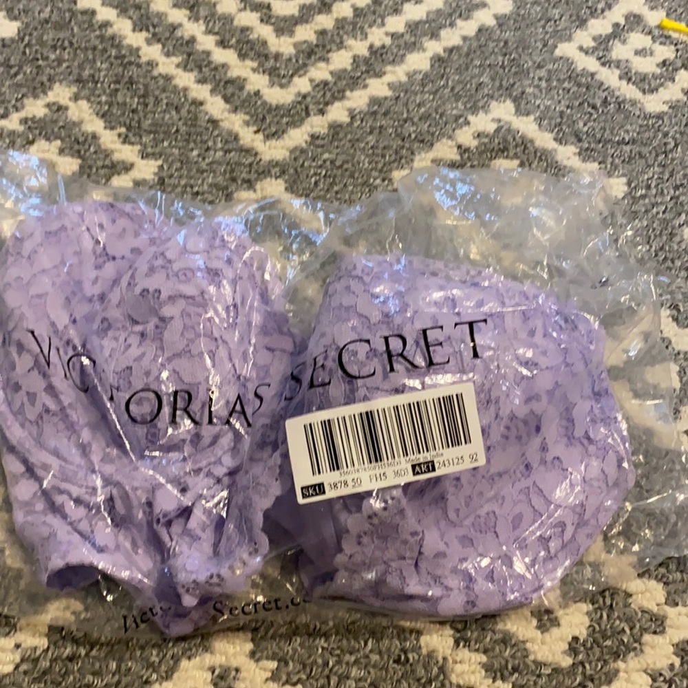 Victoria Secret lace Lavender Bustier